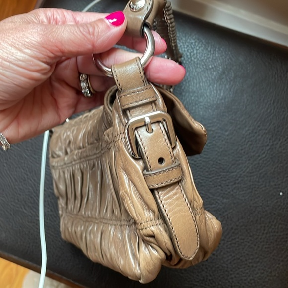 Prada handbag 😍FLASH SALE😍 - Picture 8 of 16